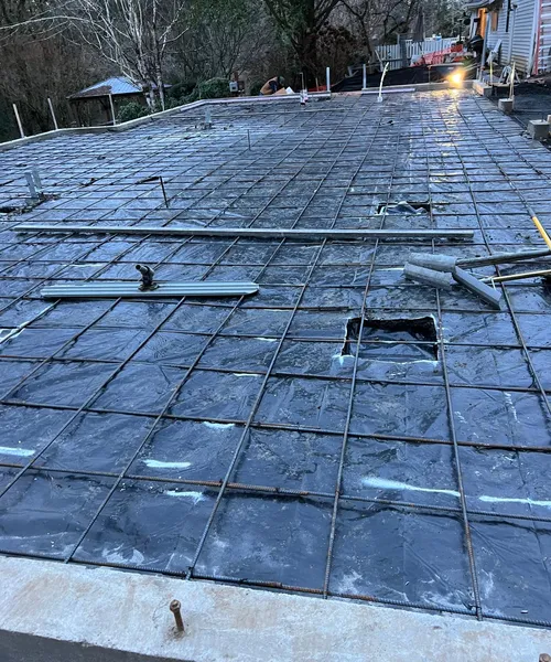 Hard Trowel Shop Slab , Saw Cut Control Joints in Sammamish 